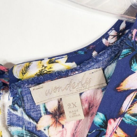 Wonderly Plus Size 2X Tank Top Blue Floral Lace Keyhole Sleeveless Peplum 283 - Picture 9 of 10